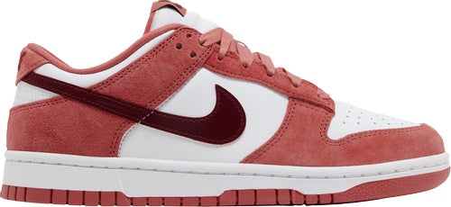 Nike dunk low Valentine’s Day (5.5w)